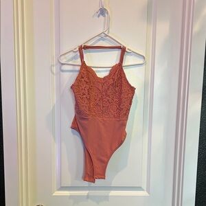SHEIN Kids Lace Bodysuit in Terracotta
